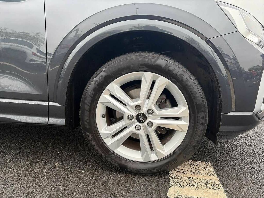 Audi Q2 Sport 35 Tfsi 150 Ps S Tronic SE23VRX Grey #5