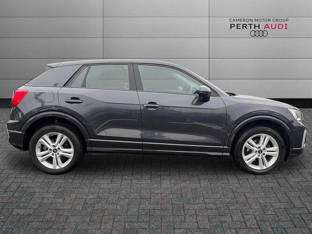 Audi Q2 Sport 35 Tfsi 150 Ps S Tronic SE23VRX Grey #4
