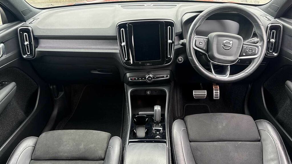 Volvo XC40 R-design, T3 YA70UVB Red #5