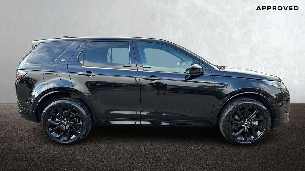 Land Rover Discovery Sport 2.0 D200 Dynamic Se 5 Seat 2025 KU25WZR Black #4