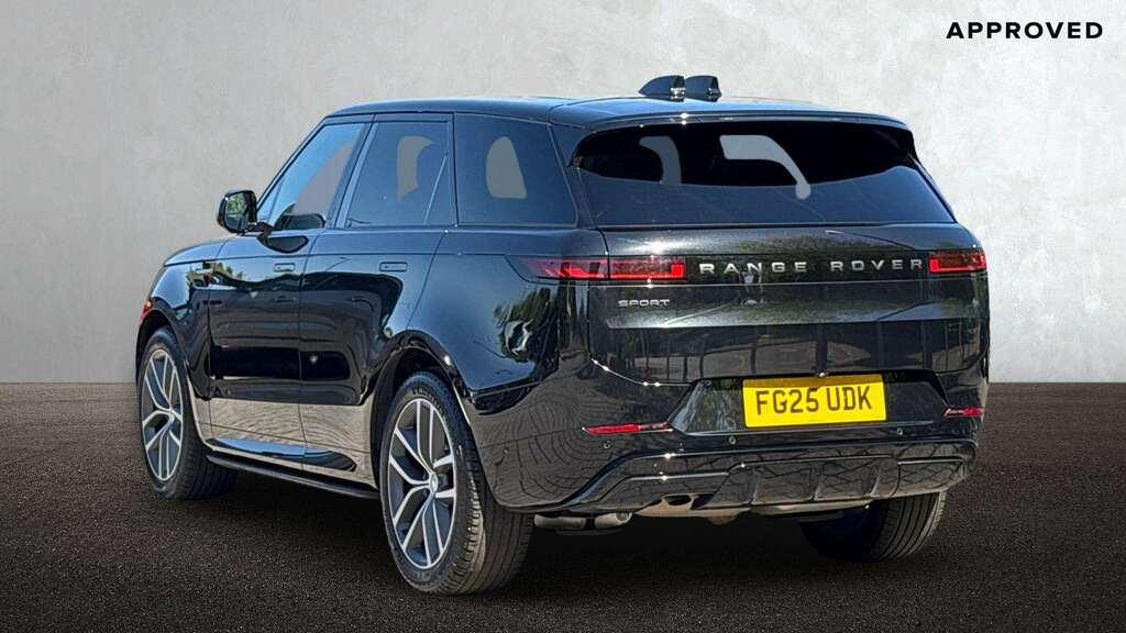 Land Rover Range Rover Sport 3.0 D300 Dynamic Se 2025 FG25UDK Black #2