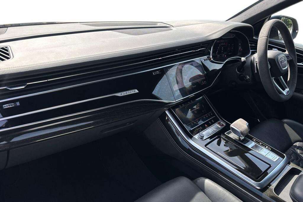 Audi RSQ8 Tfsi Quattro Vorsprung Tiptronic 2023 YH23DTF Black #2