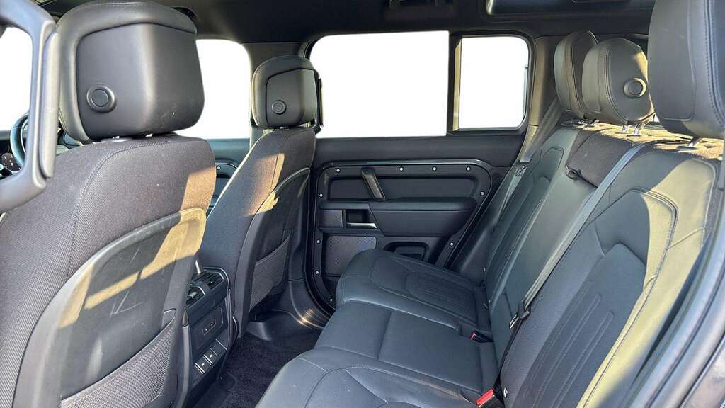 Land Rover Defender 110 3.0 D300 X 110 2023 KY23FXO Grey #3