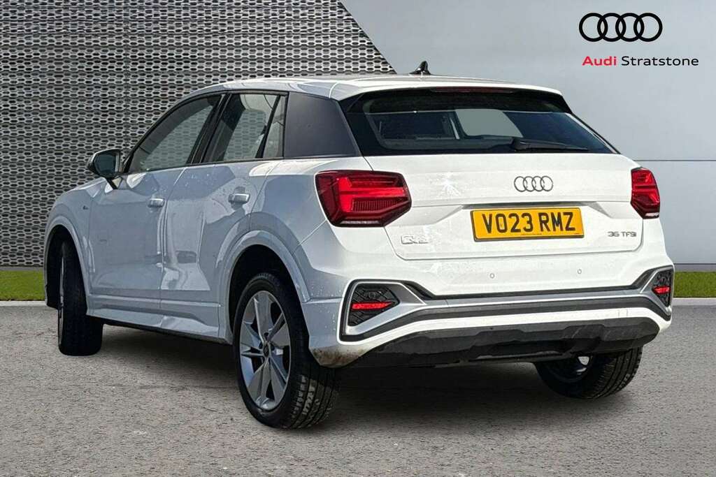 Audi Q2 35 Tfsi S Line S Tronic 2023 VO23RMZ White #3