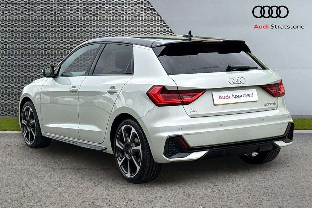 Audi A1 30 Tfsi 110 Black Edition S Tronic 2023 GL72PKX Silver #3