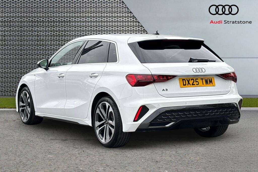 Audi A3 35 Tdi S Line S Tronic 2025 DX25TWM  #3