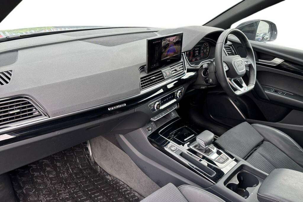 Audi Q5 40 Tdi Quattro Black Edition S Tronic 2024 MP24KRD Silver #2