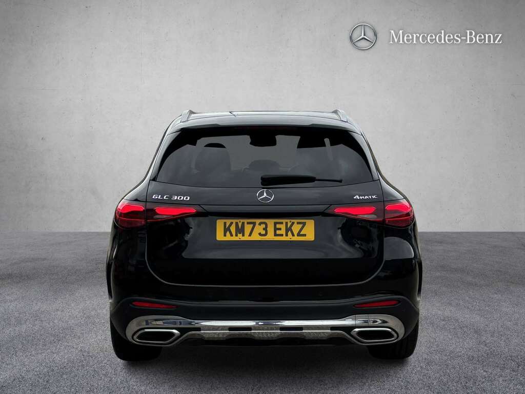 Mercedes-Benz GLC Class 300 4Matic Amg Line 9G-tronic 2023 KM73EKZ Black #6