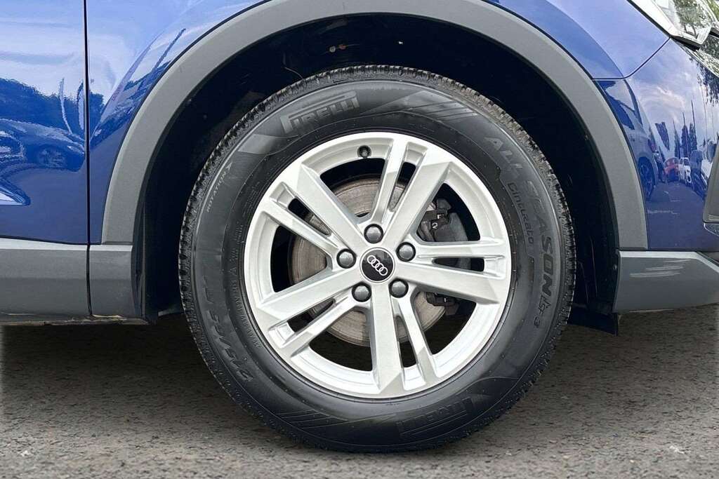 Audi Q3 35 Tfsi Technik 2022 DX72WKS Blue #3
