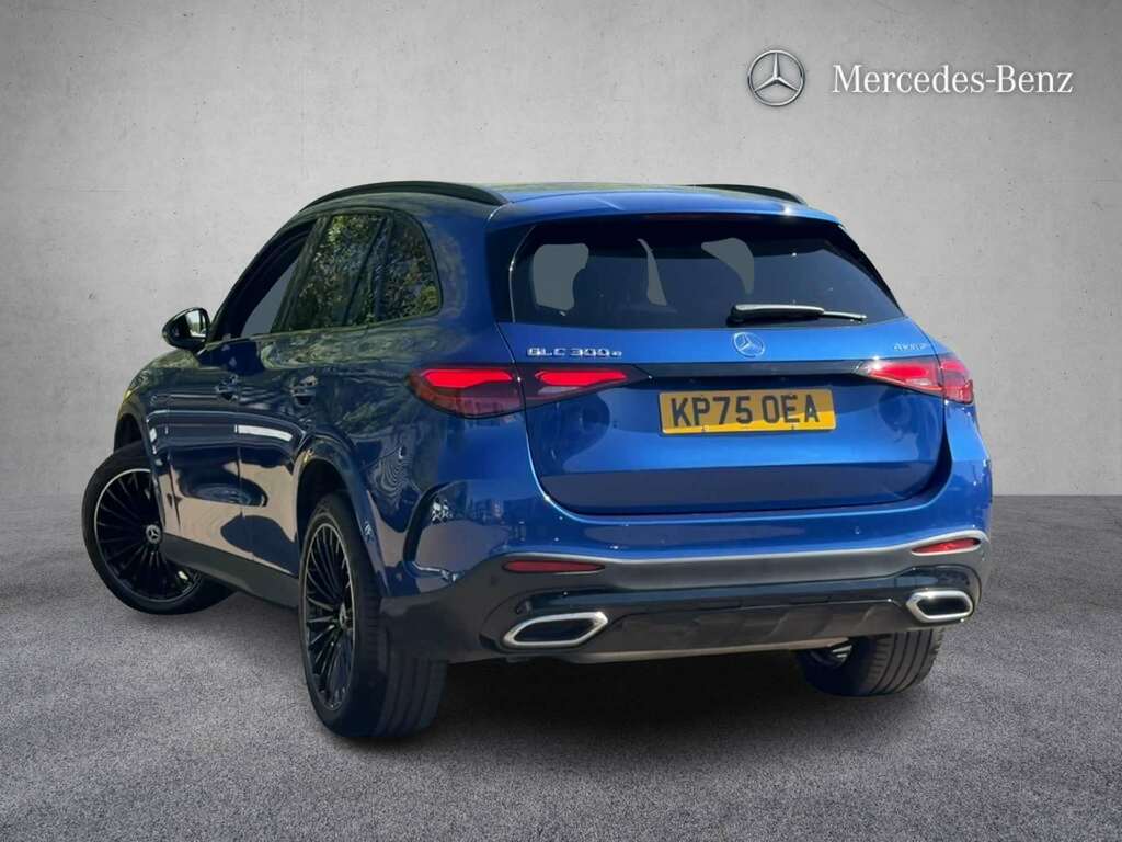 Mercedes-Benz GLC Class 300E 4Matic Urban Edition 9G-tronic 2025 KP75OEA Blue #2