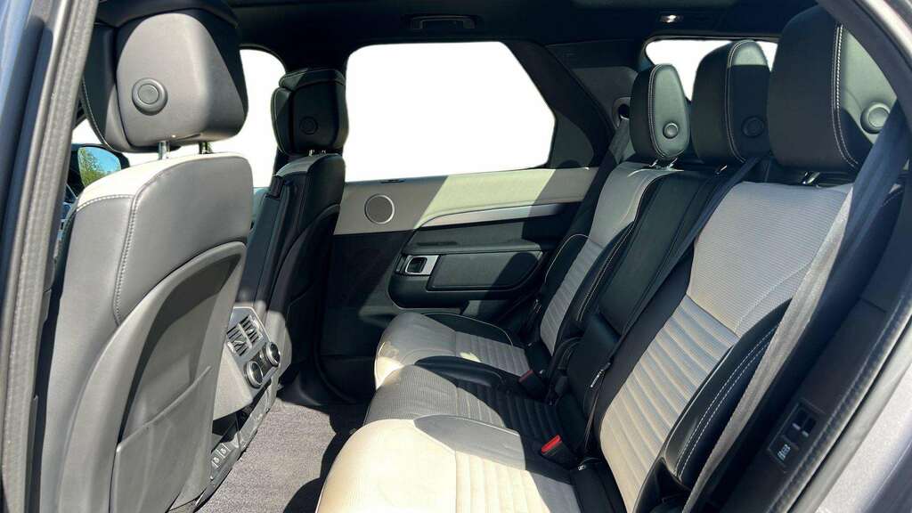 Land Rover Discovery 3.0 D300 R-dynamic Hse 2022 RO22BBU Grey #4