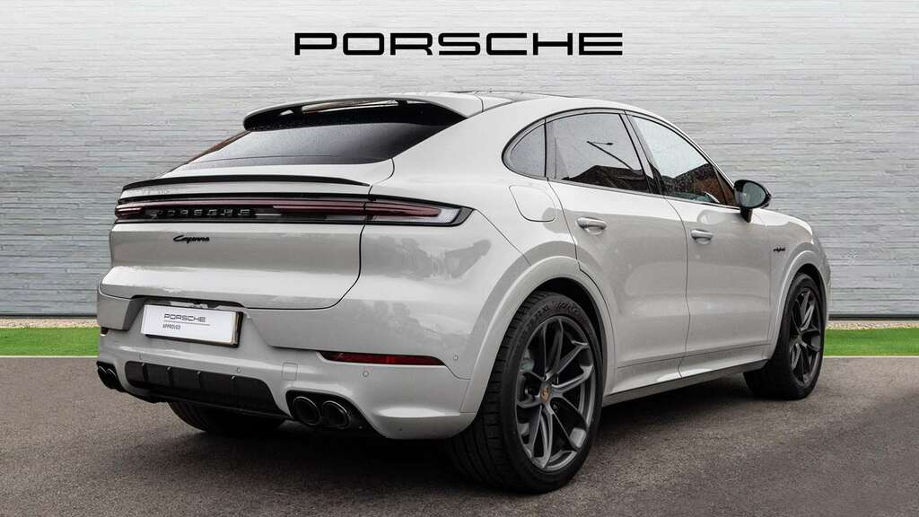 Porsche Cayenne E-hybrid Coupe Black Edition 2026 2026 MK26KGV #3