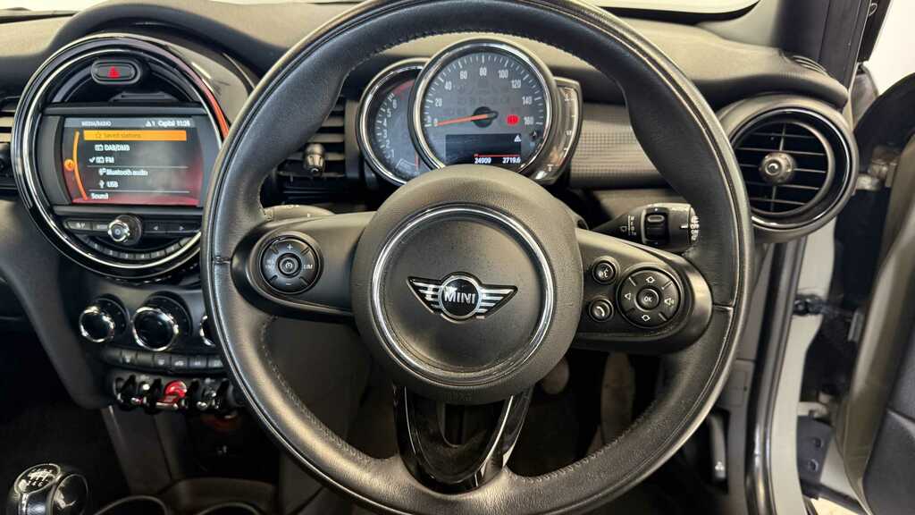 Mini Hatch 1.5 Cooper II 2018 ST68DGX Green #6