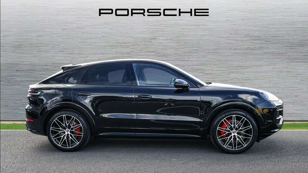 Porsche Cayenne V6 Blk Ed S E-hyb 2025 BG75HZB Black #4