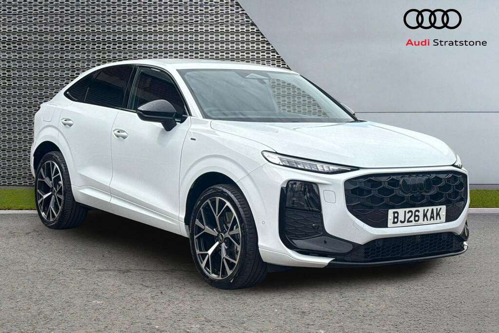 Audi Q3 1.5 E-hybrid Launch Edition S Tronic 2026 White