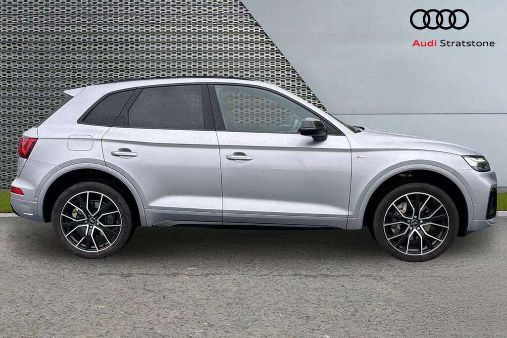 Audi Q5 45 Tfsi Quattro Black Edition S Tronic 2024 ML74JRO  #4