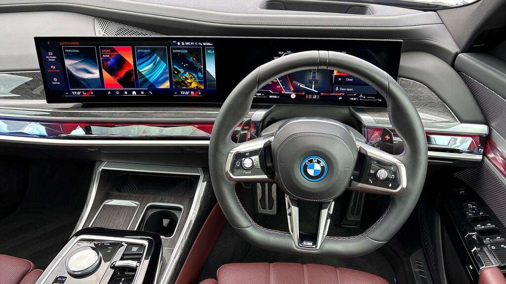 BMW 7 Series M760e Xdrive 2023 YH23SDZ Black #5