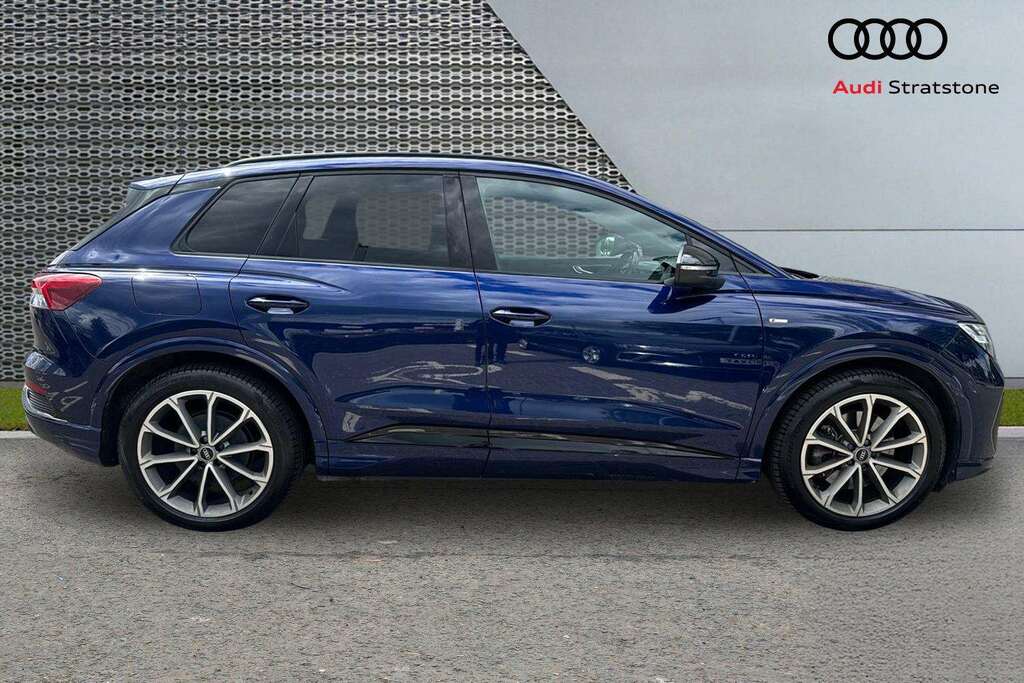 Audi Q4 E Tron 220Kw 50 Quattro 82.77Kwh Edition 1 2024 BA73YFU Blue #4