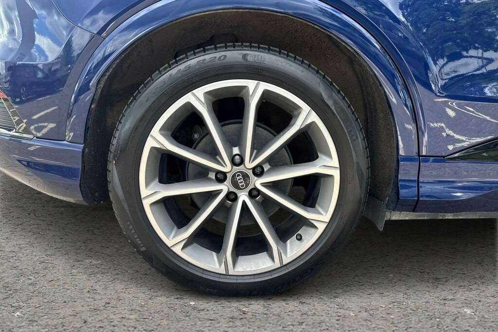 Audi Q4 E Tron 220Kw 50 Quattro 82.77Kwh Edition 1 2024 BA73YFU Blue #5