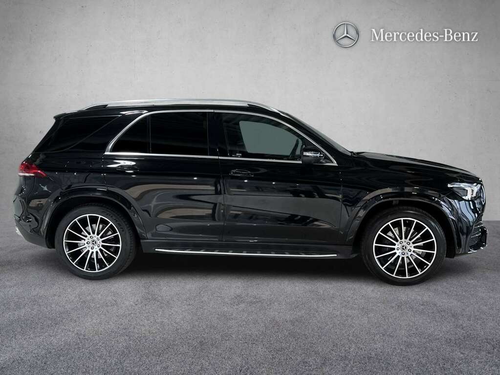 Mercedes-Benz GLE Class 400D 4Matic Amg Line Prem 9G-tronic 7 St 202 KN23WMD Black #4