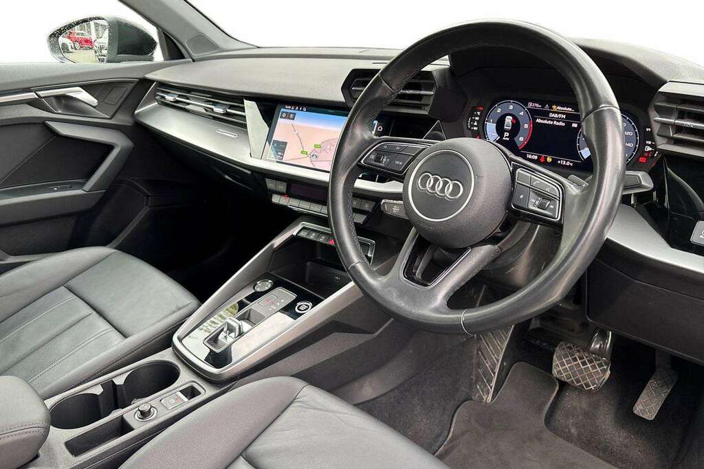 Audi A3 35 Tdi Sport S Tronic 2022 DX72WFM Black #4