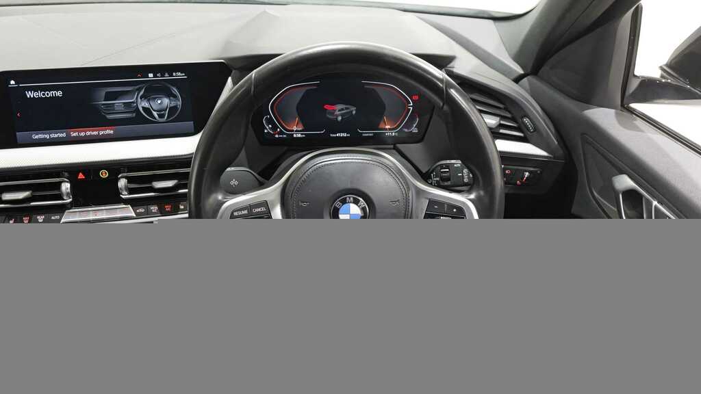 BMW 1 Series 118I 136 M Sport Step Lcp 2022 YY72LNH White #4