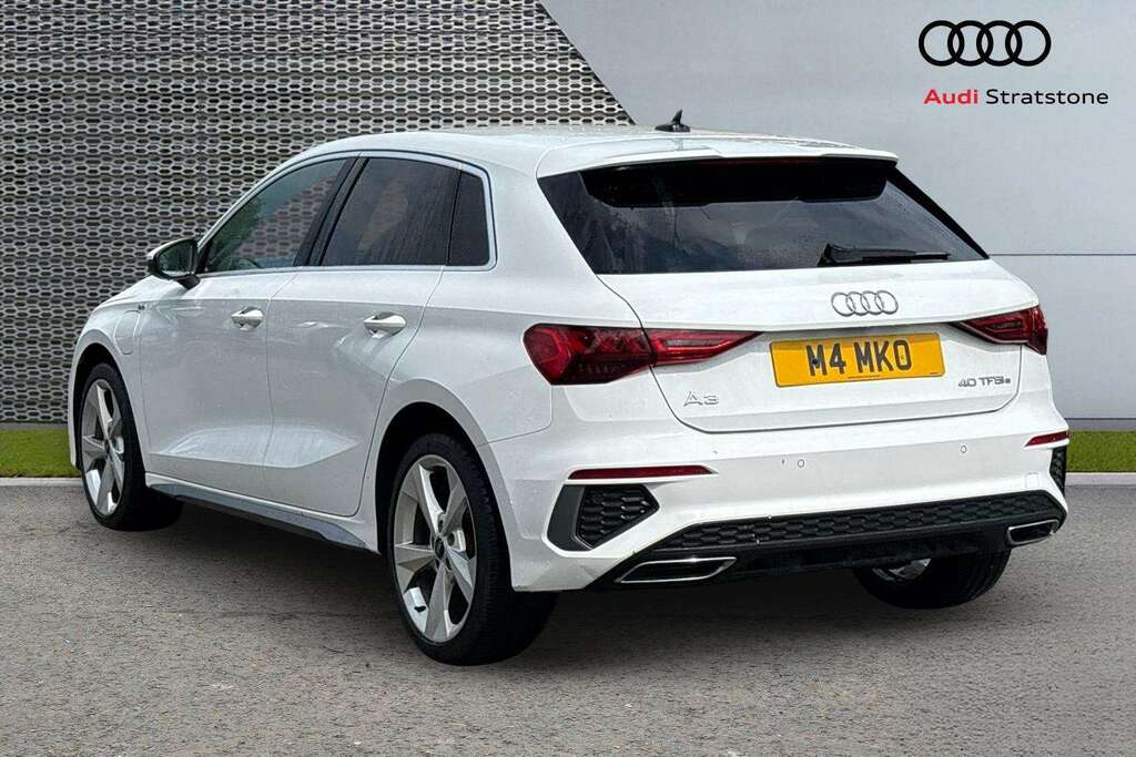 Audi A3 40 Tfsi E S Line S Tronic 2024 BA24YGJ White #3