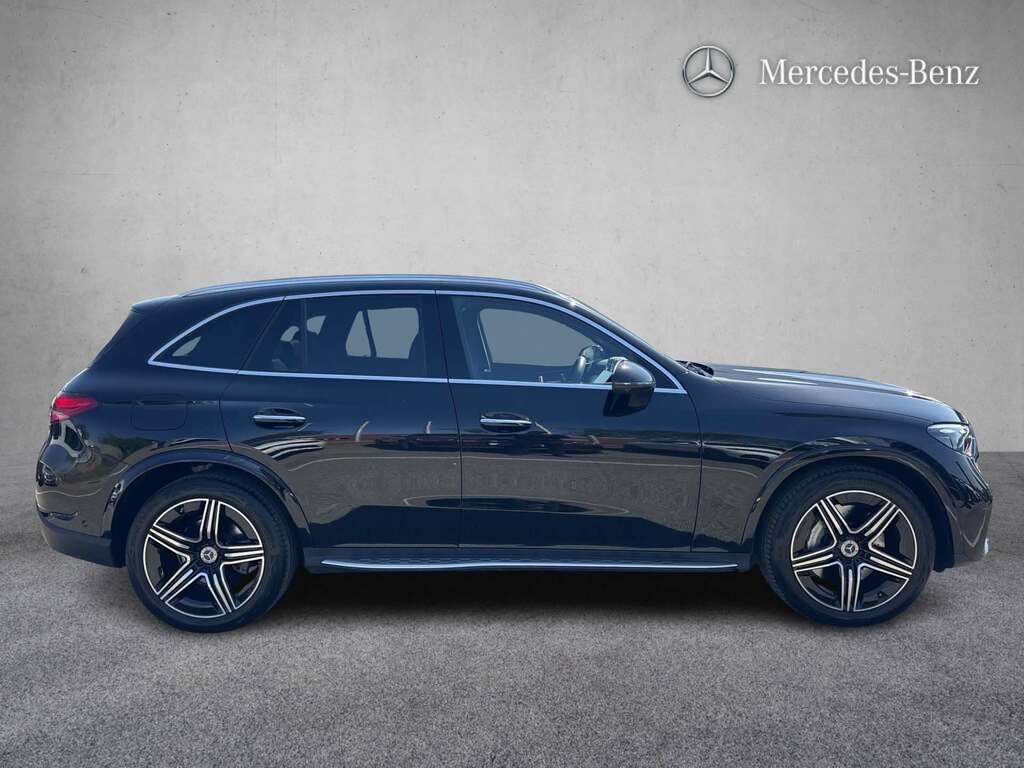 Mercedes-Benz GLC Class 300 4Matic Amg Line Prem Pan 9G-tronic 2026 Black #4