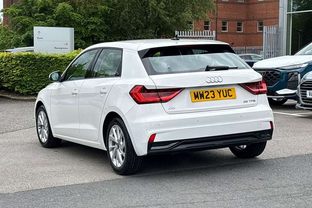 Audi A1 25 Tfsi Sport 2023 MW23YUC White #3