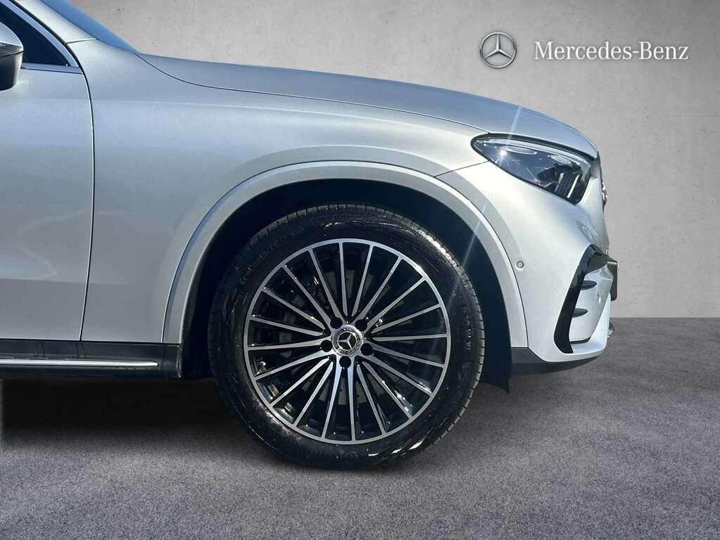 Mercedes-Benz GLC Class 300D 4Matic Amg Line Premium 9G-tronic 2024 Silver #3