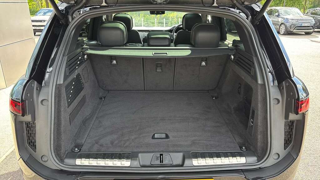 Land Rover Range Rover Sport 3.0 D300 2026 WP26OAB Black #5