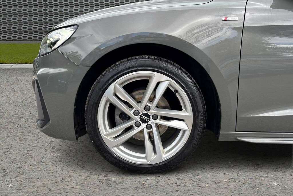 Audi A1 30 Tfsi 110 S Line 2021 LT21PCO Grey #5