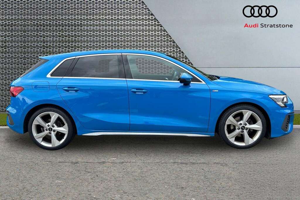 Audi A3 35 Tfsi S Line S Tronic 2022 KR22AAO Blue #4