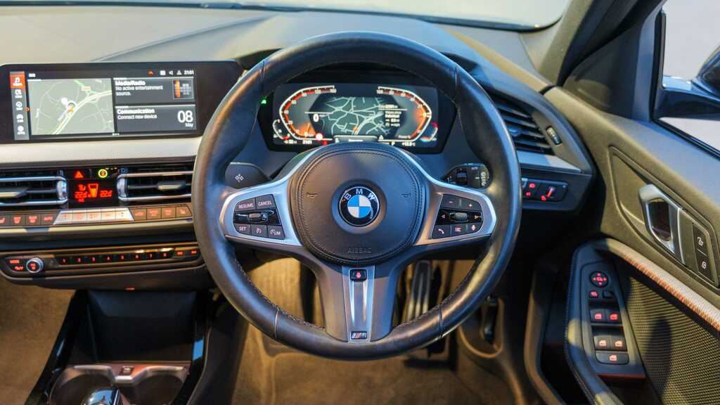 BMW 1 Series 118I 136 M Sport Step Lcp 2023 SA23PUH Grey #4