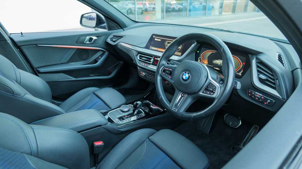 BMW 1 Series 118I 136 M Sport Step Lcp 2023 SA23PUH Grey #6