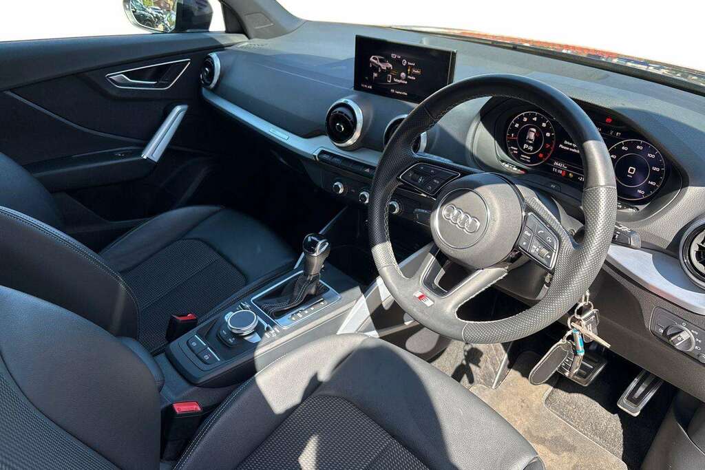 Audi Q2 35 Tfsi S Line S Tronic 2023 GF23XHM Blue #6