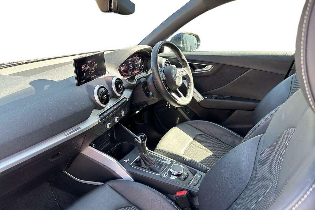 Audi Q2 35 Tfsi S Line S Tronic 2023 GF23XHM Blue #2