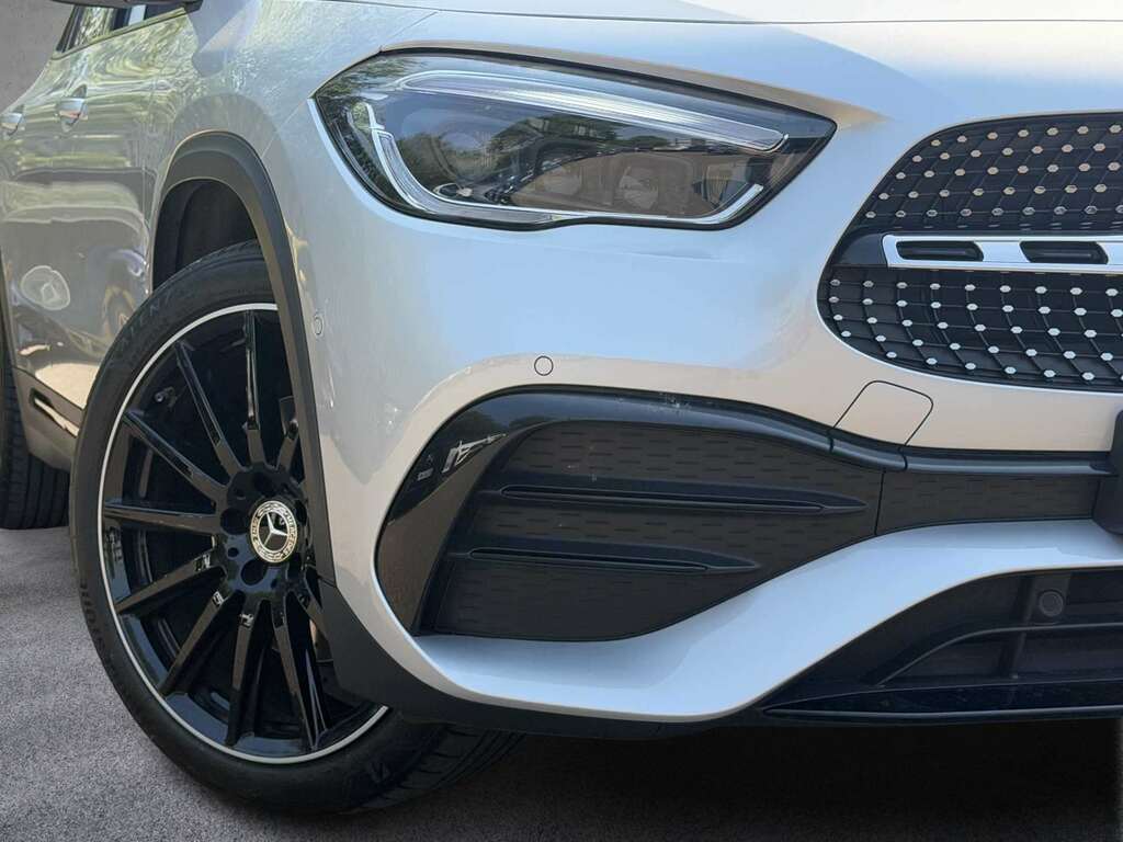 Mercedes-Benz GLA Class 220D 4Matic Amg Line Prem Night Ed 2023 KP23ZDD Silver #3