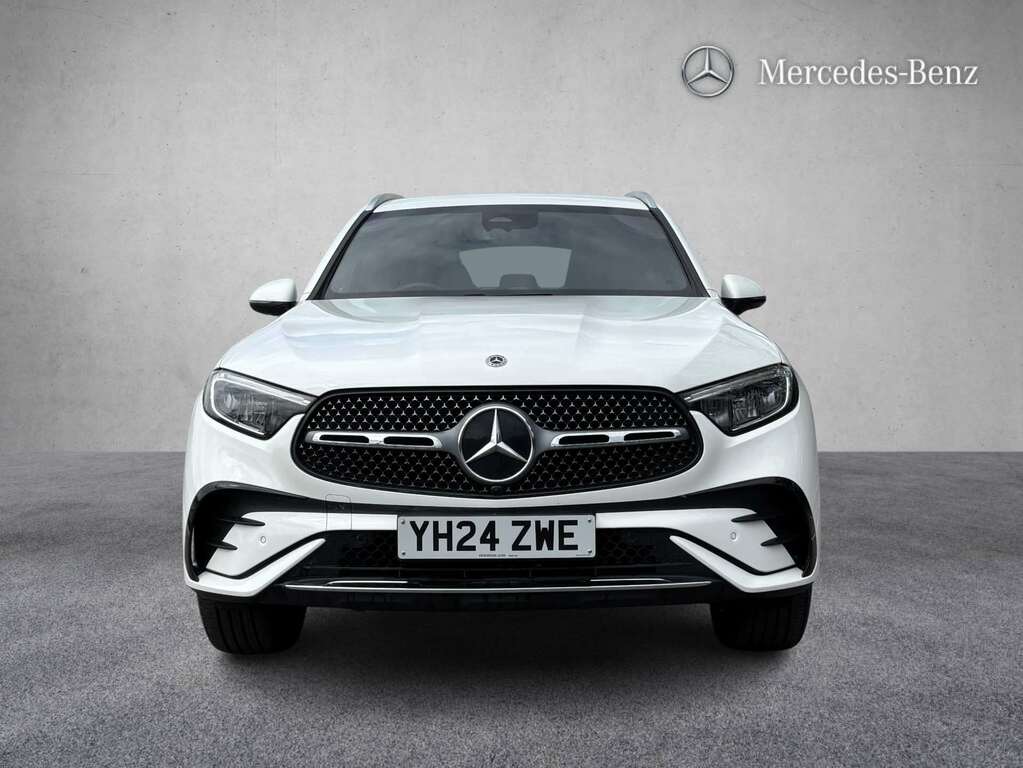 Mercedes-Benz GLC Class 300E 4Matic Amg Line 9G-tronic 2024 YH24ZWE White #5