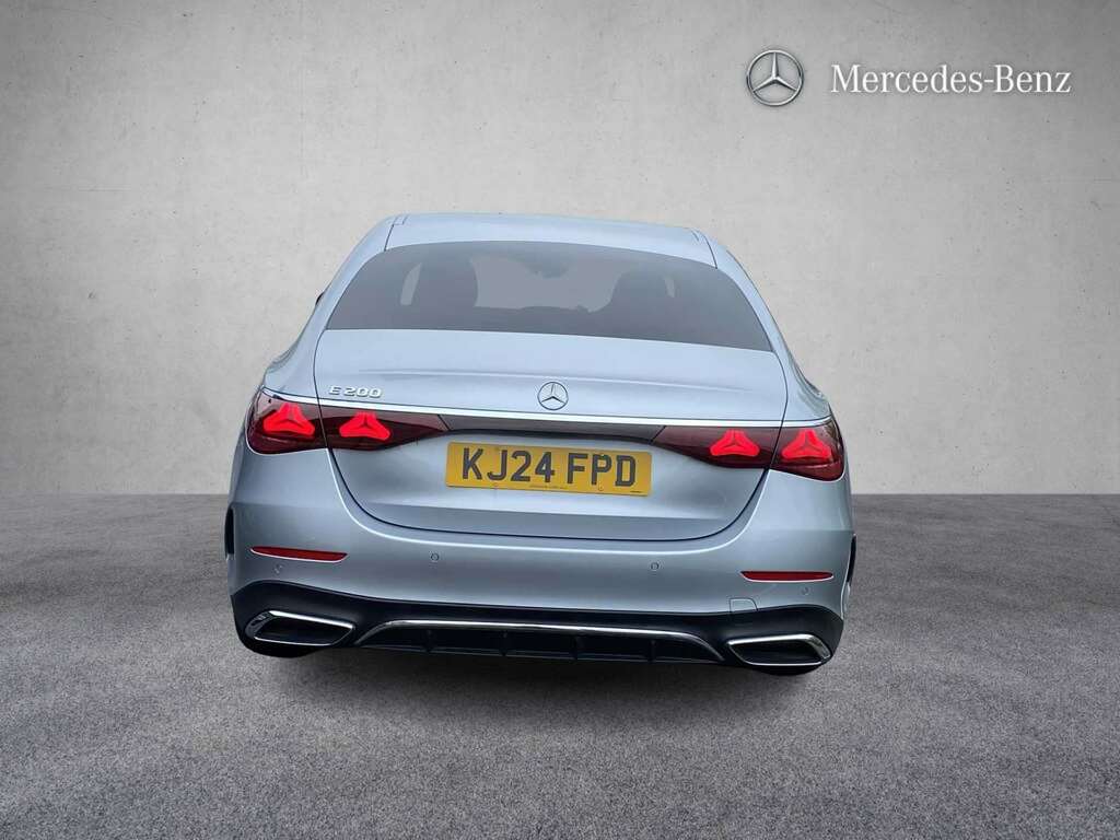 Mercedes-Benz E Class E200 Amg Line 9G-tronic 2024 KJ24FPD Silver #6