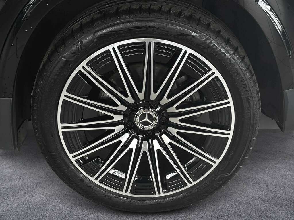 Mercedes-Benz GLA Class 220D 4Matic Amg Line Premium Plus 2025 KN25CYY Black #6