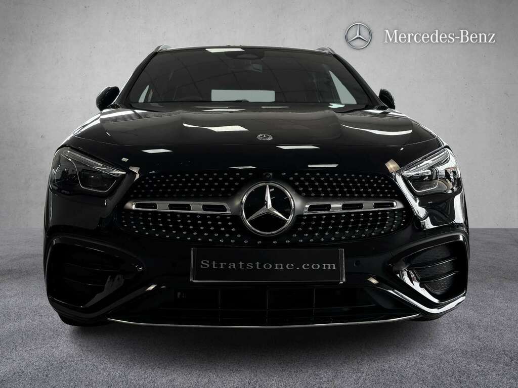 Mercedes-Benz GLA Class 220D 4Matic Amg Line Premium Plus 2025 KX25UXJ Black #2