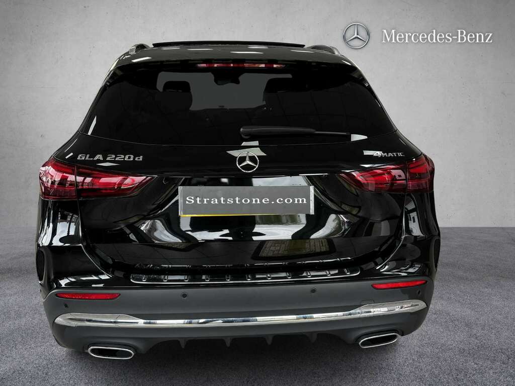 Mercedes-Benz GLA Class 220D 4Matic Amg Line Premium Plus 2025 KX25UXJ Black #5