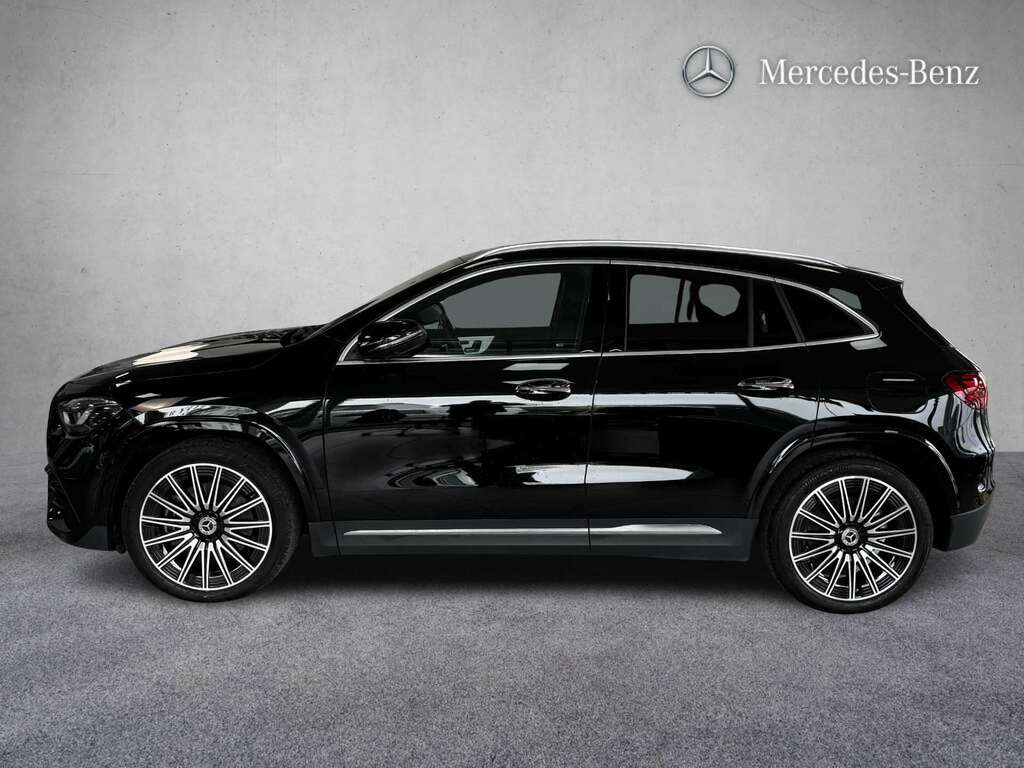 Mercedes-Benz GLA Class 220D 4Matic Amg Line Premium Plus 2025 KX25UXJ Black #3