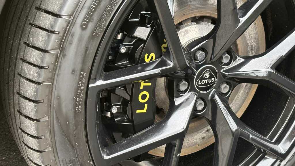 Lotus Eletre 675Kw R 112Kwh 2025 LE74EJL Yellow #3