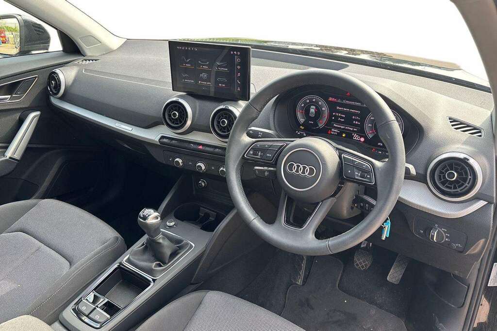 Audi Q2 35 Tfsi Sport 2025 BP75ULA Grey #5