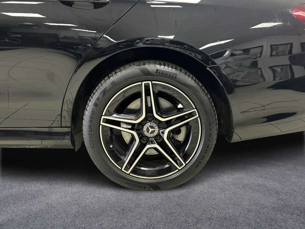 Mercedes-Benz E Class E300de Amg Line Night Edition Prem 9G-tronic Black #4
