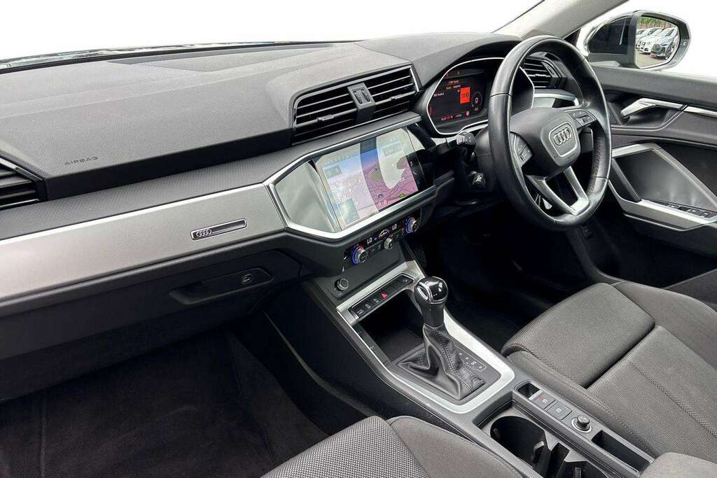 Audi Q3 35 Tfsi Sport S Tronic 2021 BJ21ULB Black #2
