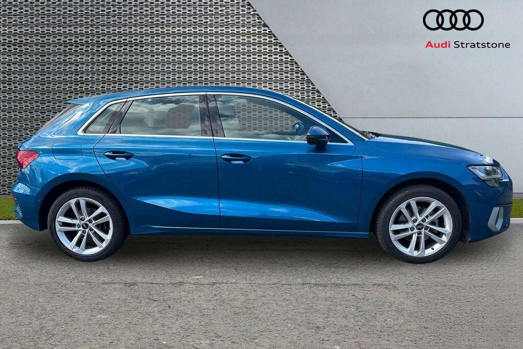 Audi A3 35 Tfsi Sport 2023 VO23JYC Blue #4