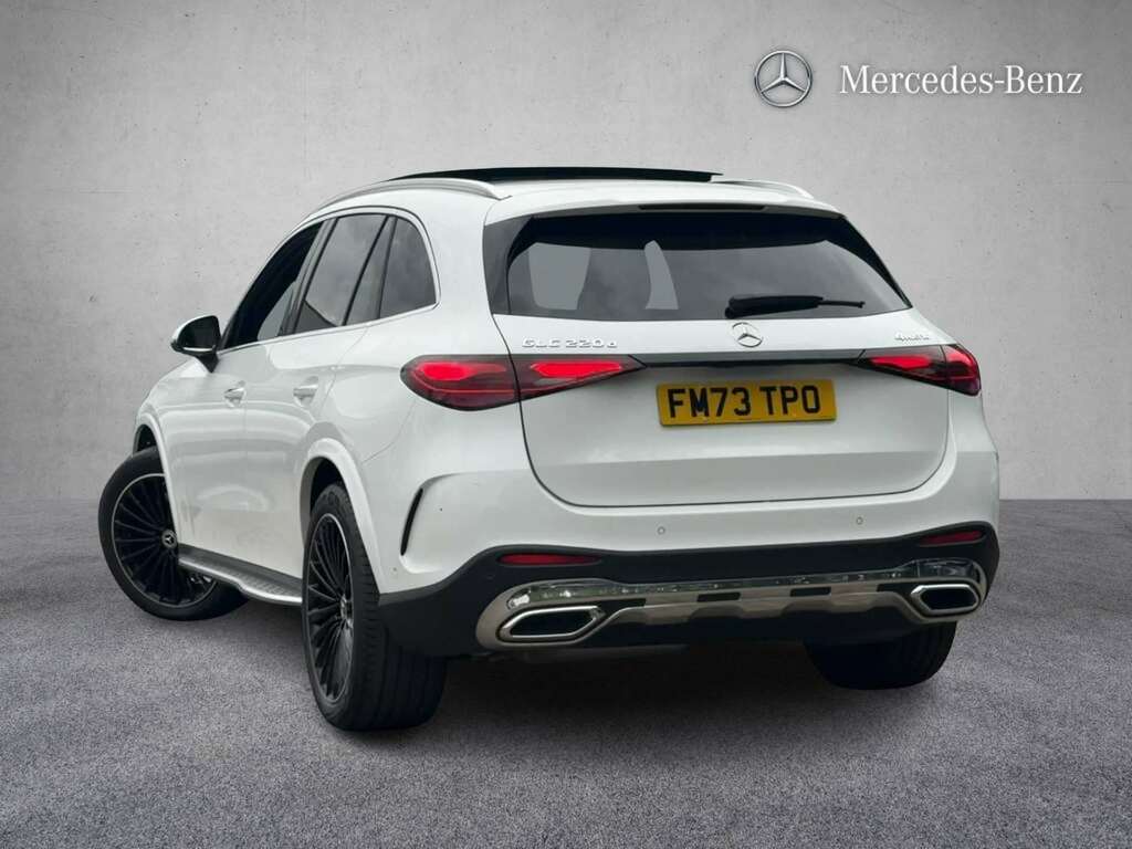 Mercedes-Benz GLC Class 220D 4Matic Amg Line Premium 9G-tronic 2023 FM73TPO White #2